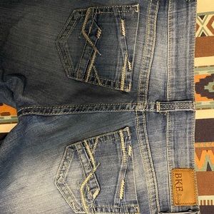 Buckle jeans